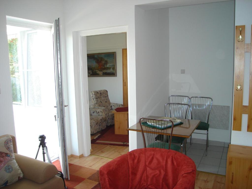 Apart Hevizi Haz Room photo